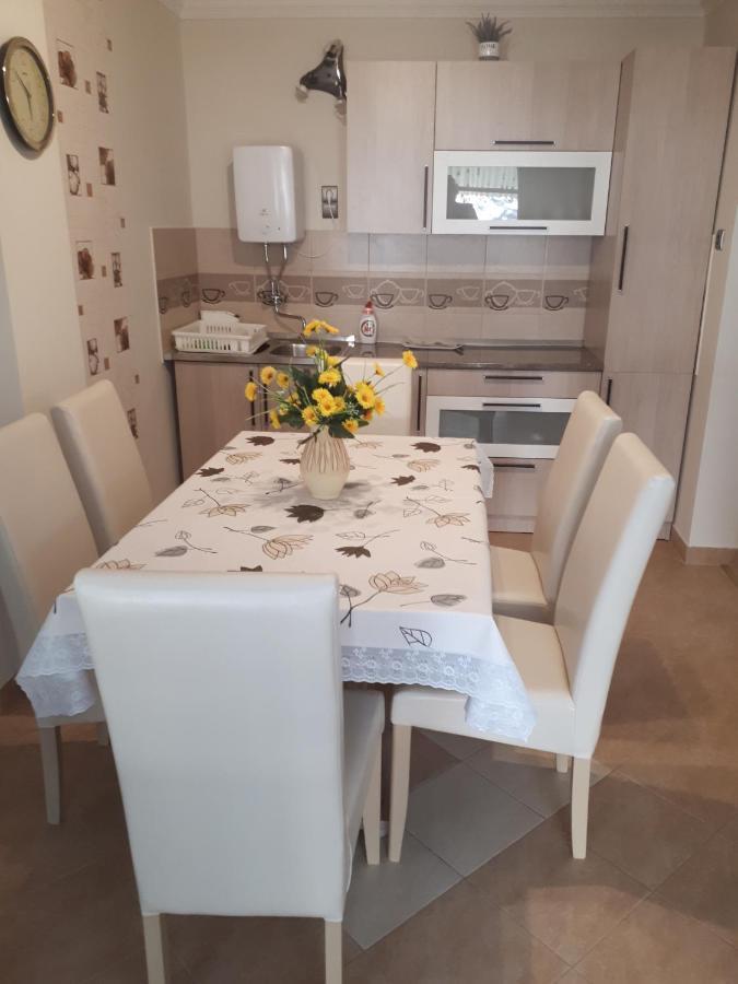 Katarina Apartman Hajdúszoboszló Exterior foto